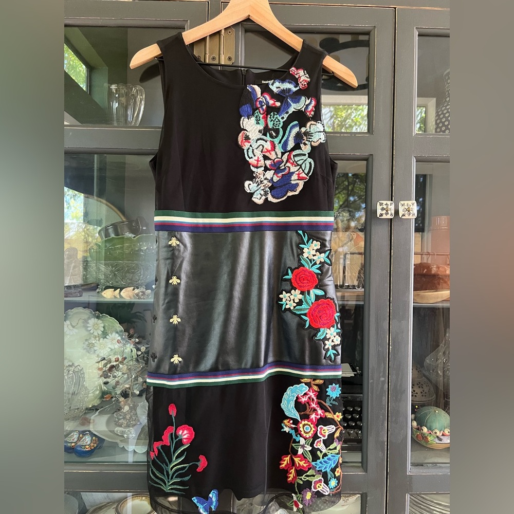 Desigual Floral Embroidered Dress - Size: 40 (S/M) - Preowned